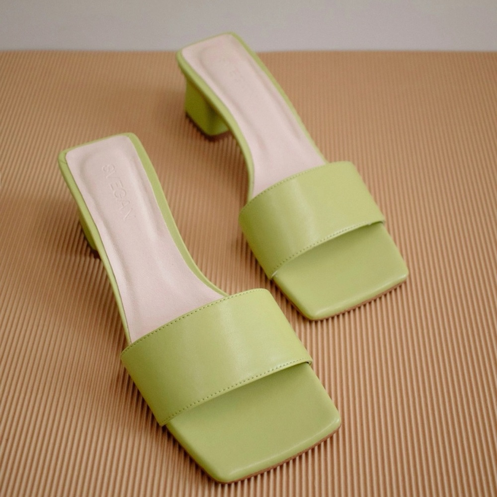 Aloha Squared Acid Green Sandals
